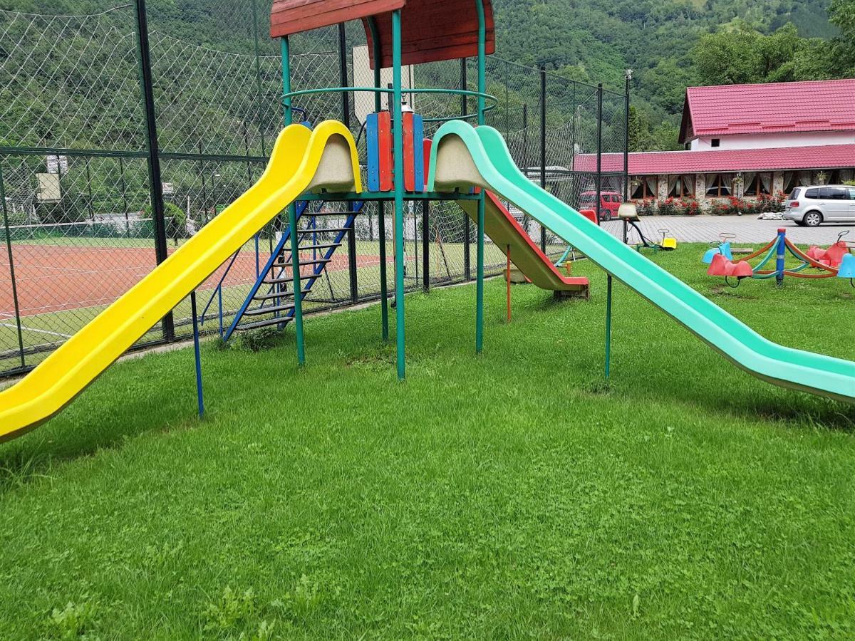 Podul Cetatii Hotel Sebesel Eksteriør billede
